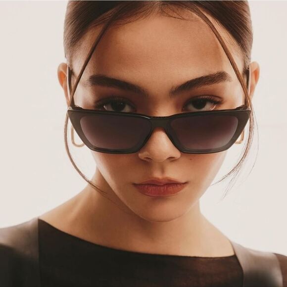 Quay Australia Bad Habit Narrow Cat-Eye Oversized Sunglasses- Oxblood - Picture 5 of 13